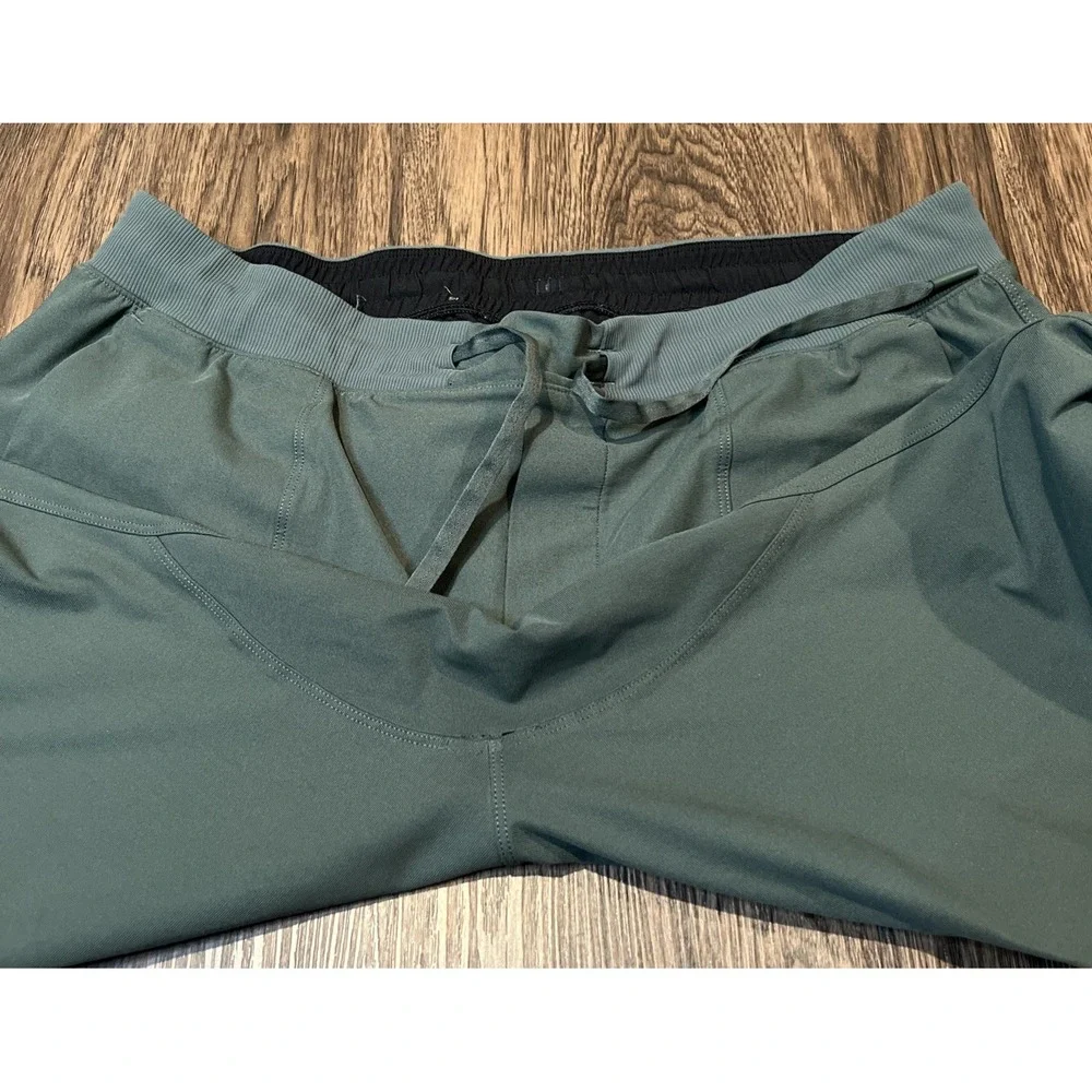 Lululemon Mens ABC Warpstreme Jogger Athletic Pants Color Green Size XL READ